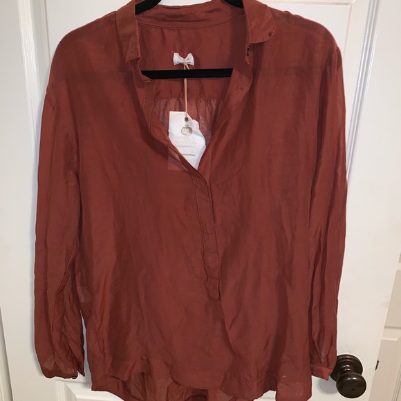 Pomandere Tops - NWT Pomandere Rust Button Down Blouse